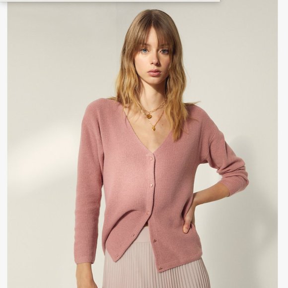 Aritzia | Sweaters | Aritzia Wilfred 